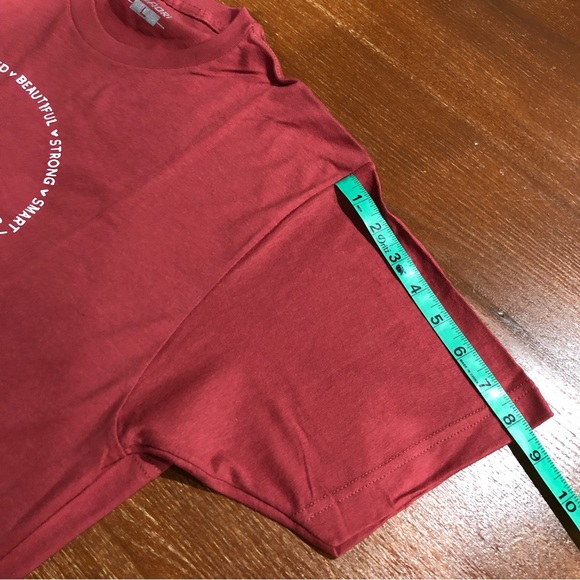 NEW! Crew neck tshirt - Picture 4 of 7